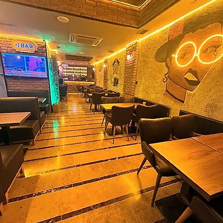 Hotel Db