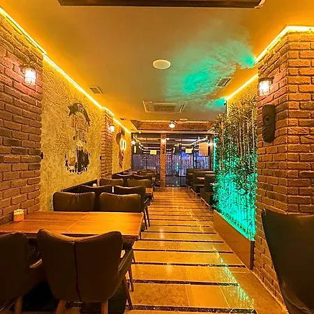 Hotel Db