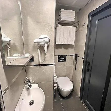 Db 5* Istambul